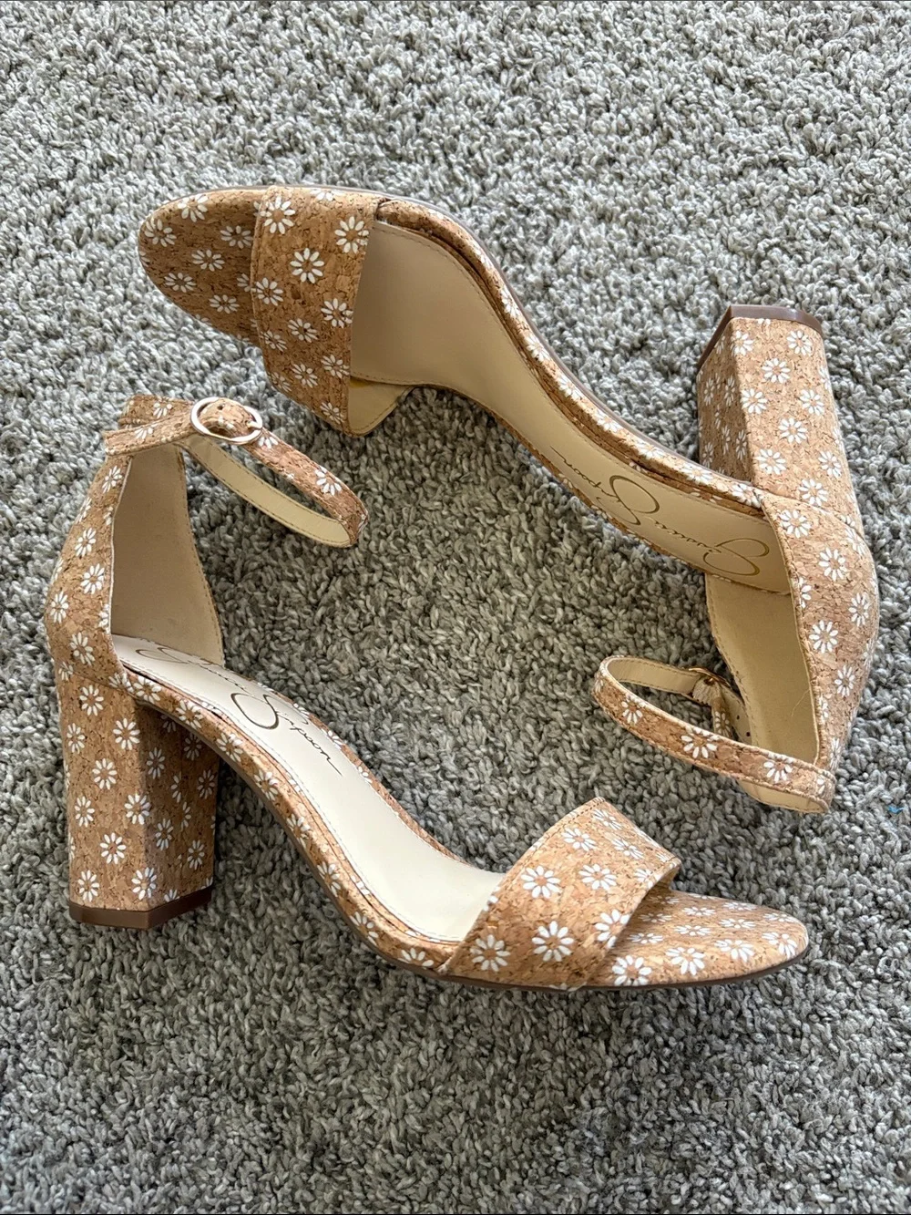Jessica Simpson Heels - Picture 2 of 5
